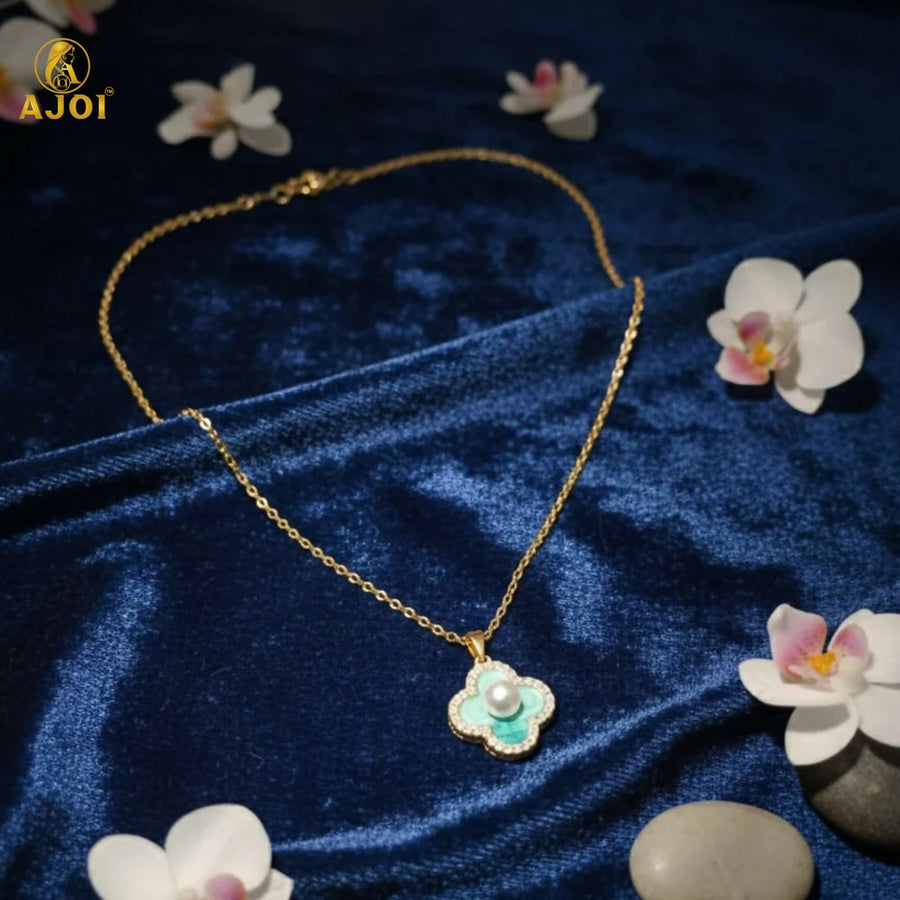 Elegant Pearl Floral Pendant Necklace NVR-0160