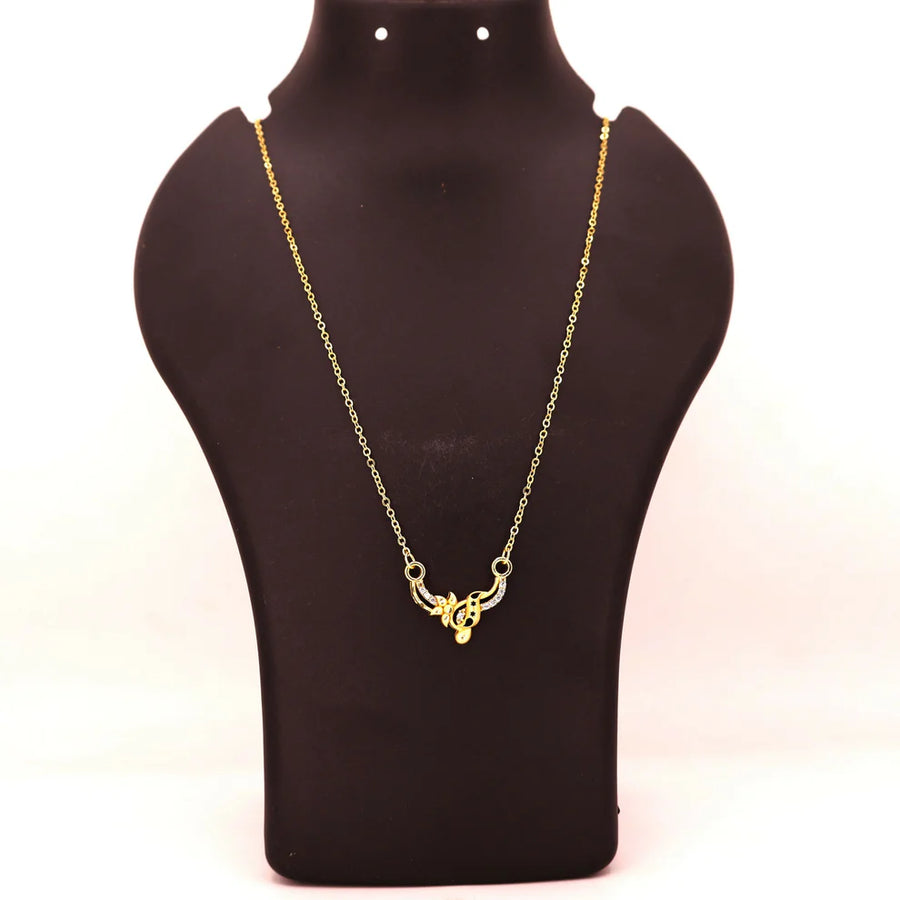 Gold Plated Pendant Necklace NVR-0180