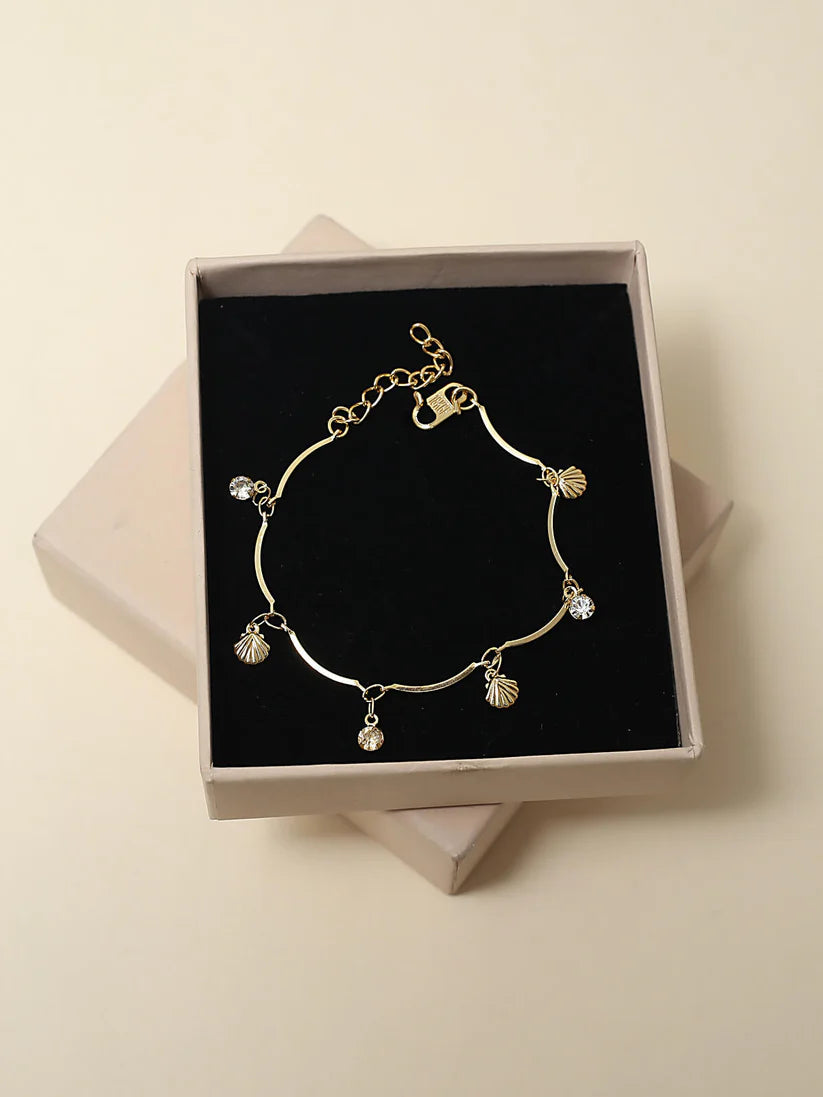 Gold Charm Bracelet NVR-0302
