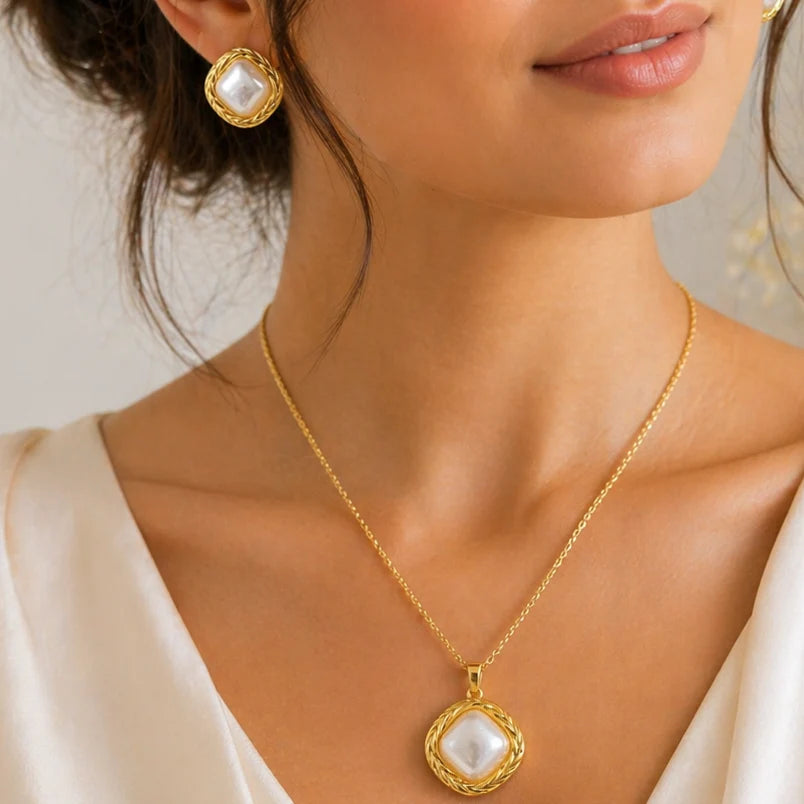 Gold Pearl Square Jewellery Set NVR-0448