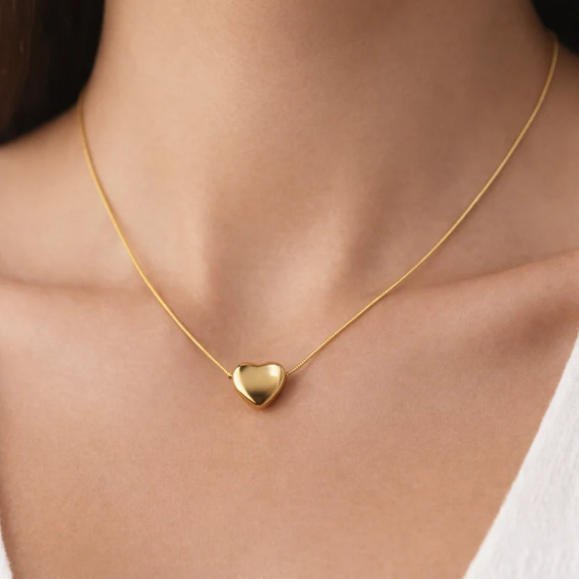 Pure Affection Golden Heart Necklace NVR-0471