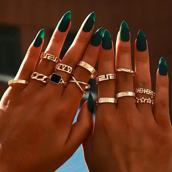 Ancient Gold — Greek Pattern & Roman Numeral Ring Set NVR-0524