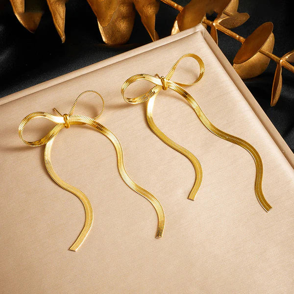 The Long Bow — Gold Snake Chain Ribbon Earrings NVR-0549