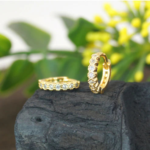 Gold-Plated Crystal Hoop Earrings NVR-0054