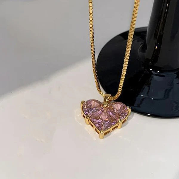 NAVIIRA Rapunzel Heart Pendant