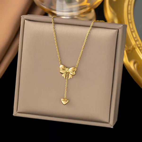 Bow & Heart Pendant Necklace NVR-0157