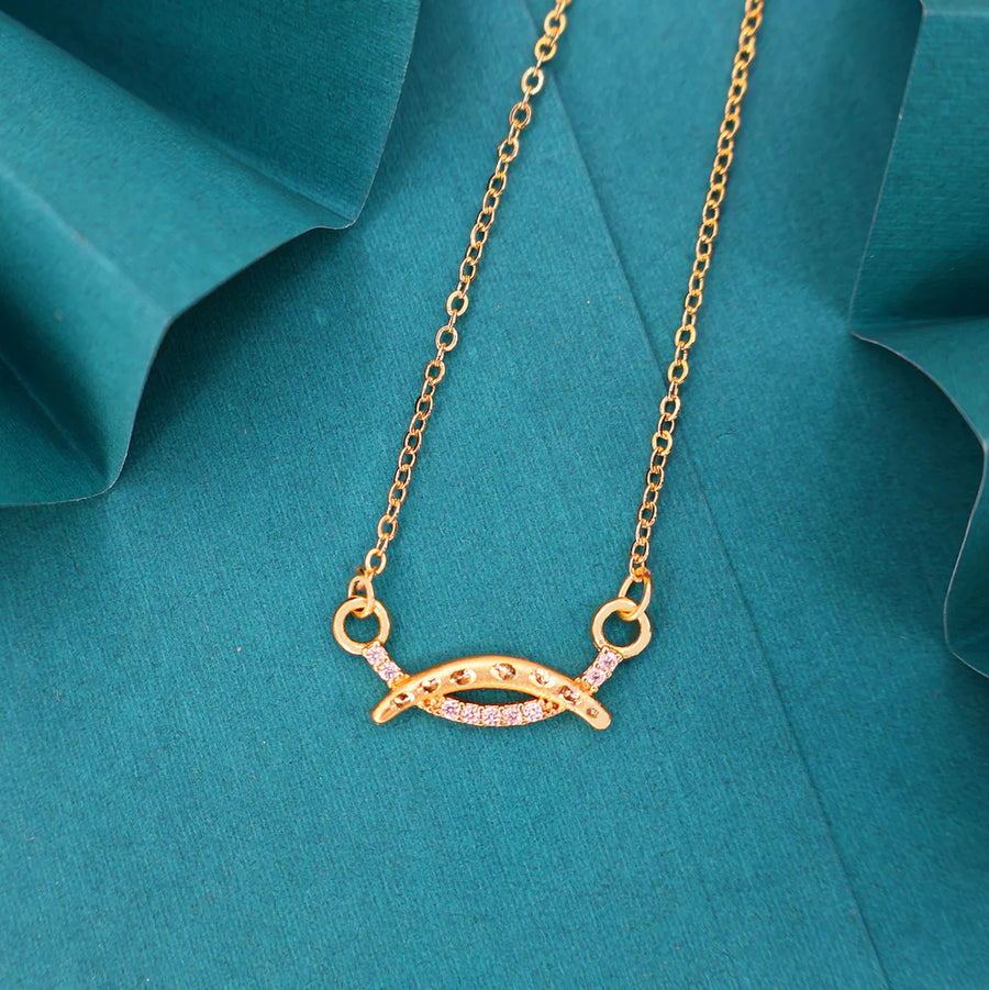 Elegant Gold Chain NVR-0179