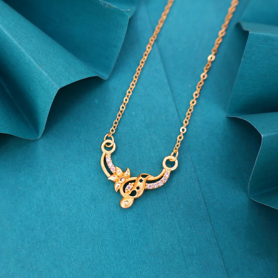 Gold Plated Pendant Necklace NVR-0180