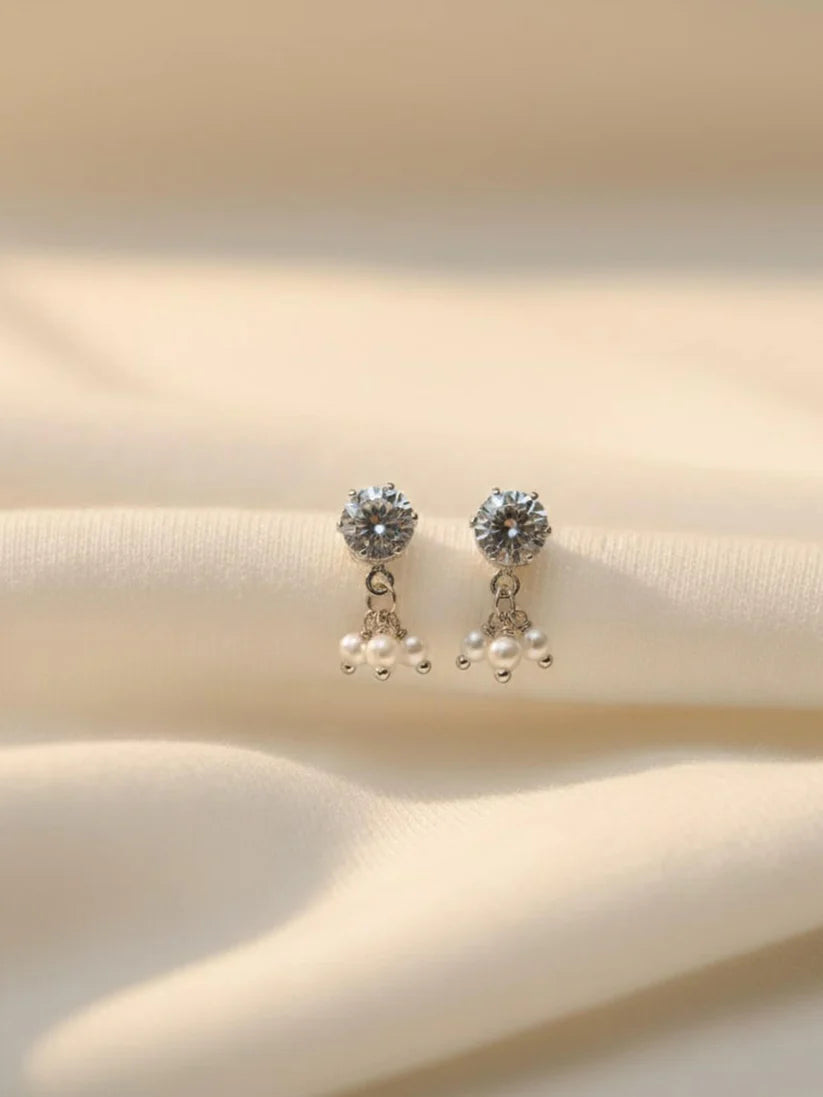Elegant Crystal Stud Earrings NVR-0358