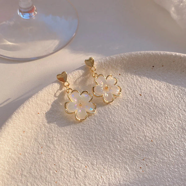 Gold Flower Drop Earrings NVR-0381