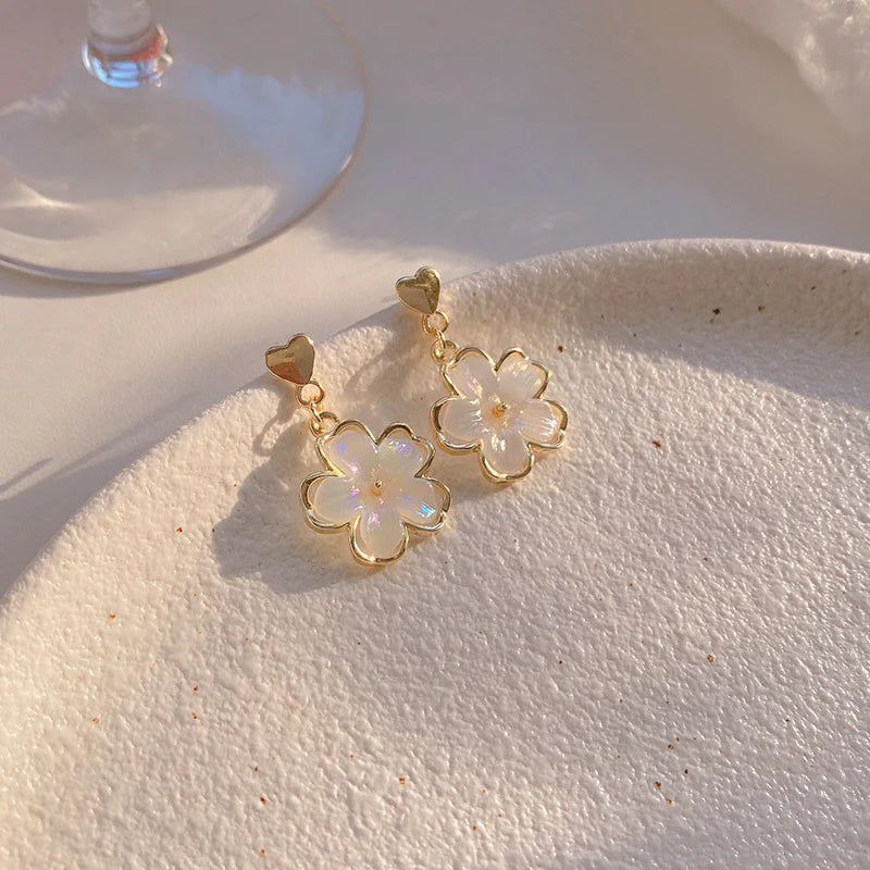 Gold Flower Drop Earrings NVR-0381
