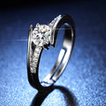NAVIIRA Celeste Solitaire Ring (Deluxe)