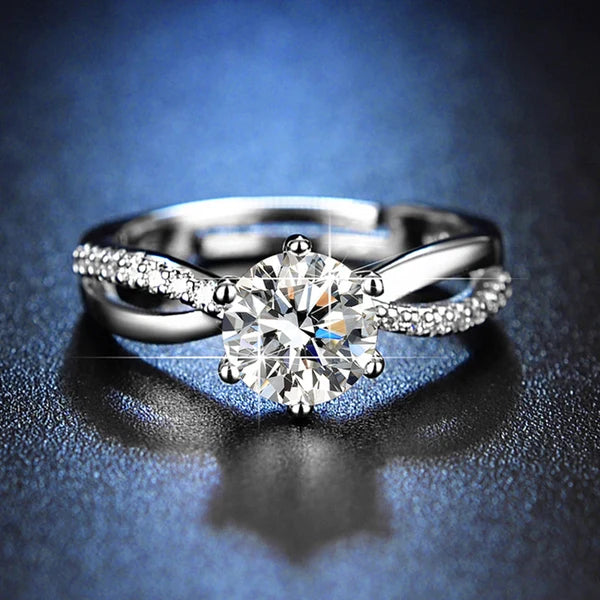 NAVIIRA Crystal Whisper Ring