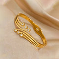 Golden Ripple Cuff NVR-0582