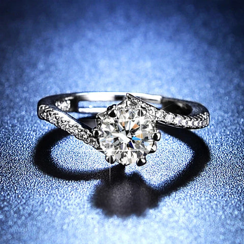 NAVIIRA Pure Spark Ring