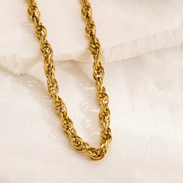 Moana's Gold — The Twisted Rope Chain Necklace NVR-0508