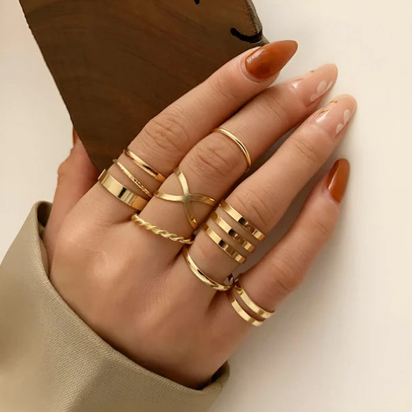 Lines & Gold — Minimal Geometric Stack Ring Set NVR-0523