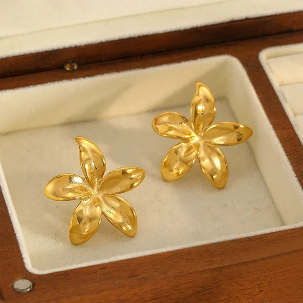 NAVIIRA Golden Blossom Earrings
