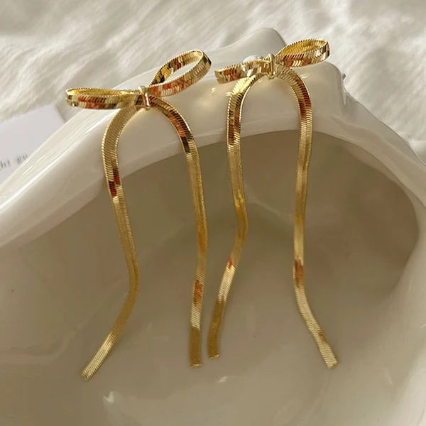 NAVIIRA Luxe Bow Earrings