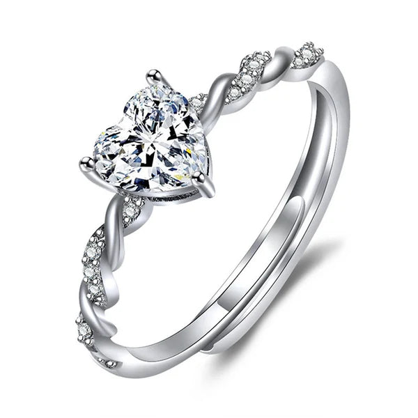 NAVIIRA Heart Crystal Royale Ring