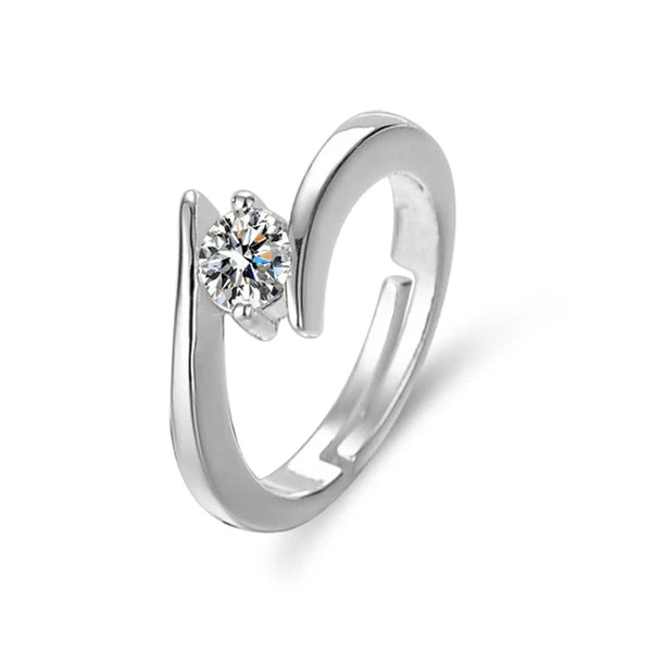 NAVIIRA Celeste Solitaire Ring